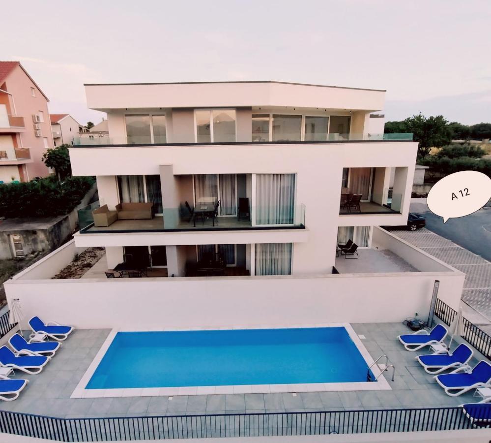 Villa Apartment Joel Трогир Экстерьер фото